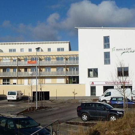 Hotel Und Cafe Paso Vierkirchen Екстериор снимка